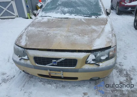 2001 Volvo S60 2.4T z USA, uszkodzony, nr VIN YV1RS58D712019070